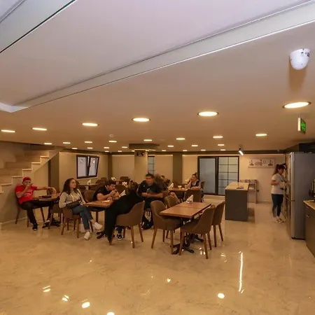 Ξενοδοχείο Grand Ahi 3*