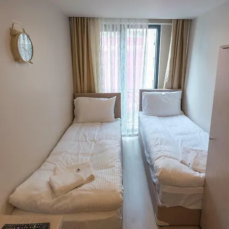 Grand Ahi Ξενοδοχείο 3*